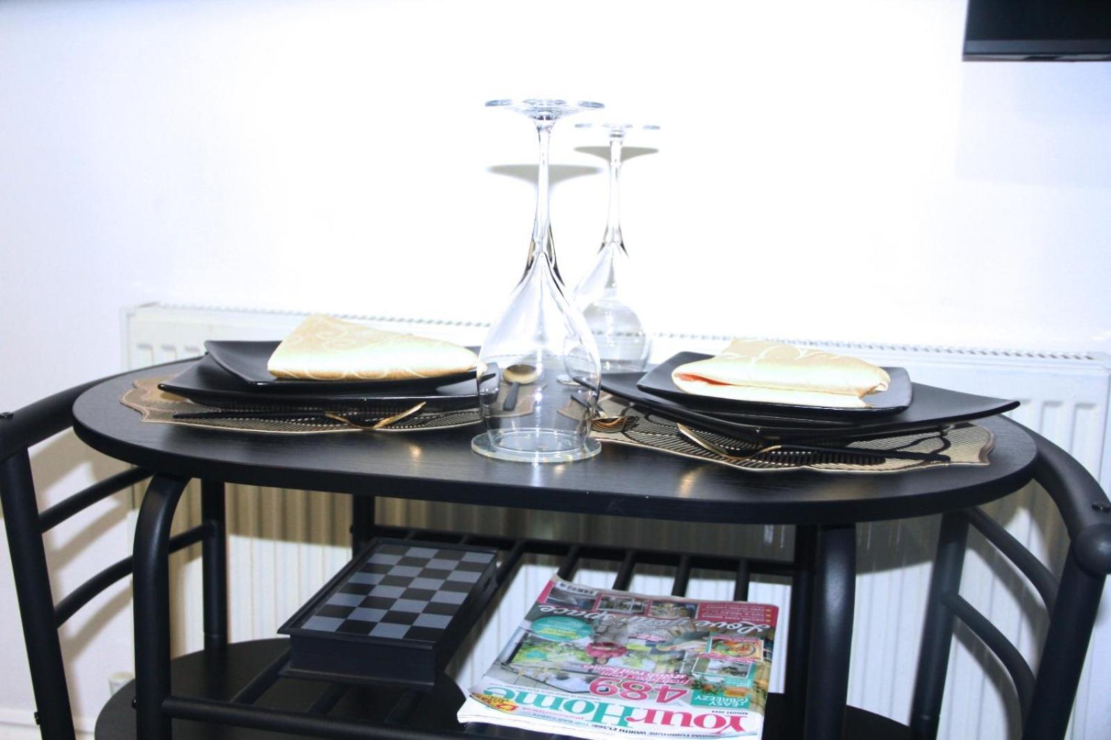 Qties Luxury Home Londen Buitenkant foto